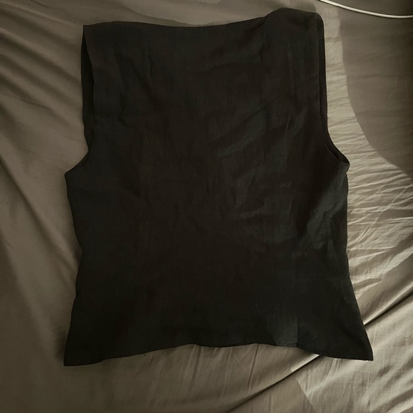 NWOT Flattering Linen top - Picture 4 of 4